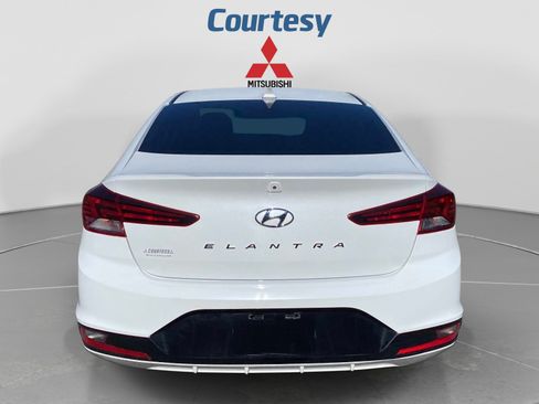 Used 2020 Hyundai Elantra SEL w/ Cargo Package (C1) FWD image 4