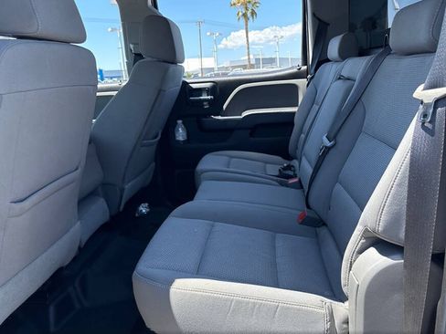 Used 2018 Chevrolet Silverado 2500 W/T w/ WT Convenience Package AWD/4WD image 9