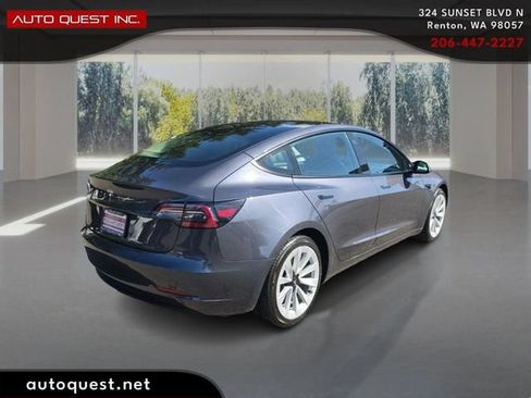 Used 2023 Tesla Model 3 Standard Range RWD image 5