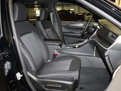 New 2026 Jeep Grand Cherokee Laredo X AWD/4WD image 30