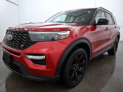 Used 2020 Ford Explorer ST w/ ST Street Pack image 22