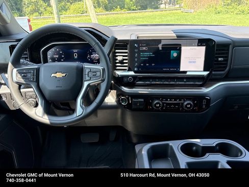 New 2026 Chevrolet Silverado 1500 LT w/ LPO, Dark Essentials Package AWD/4WD image 17