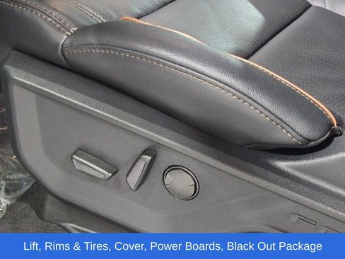 New 2026 Ford F350 Lariat w/ Black Appearance Package image 22