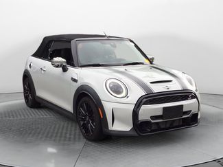 Used 2022 MINI Cooper S image 1