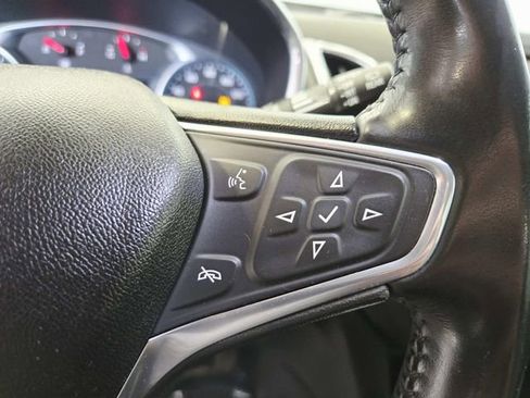 Used 2019 Chevrolet Equinox LT image 17