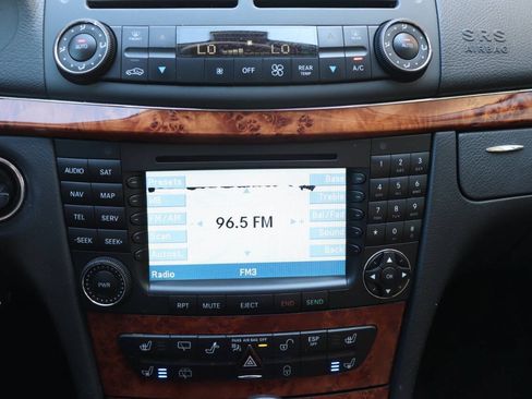 Used 2006 Mercedes-Benz E 500 4MATIC Wagon image 18
