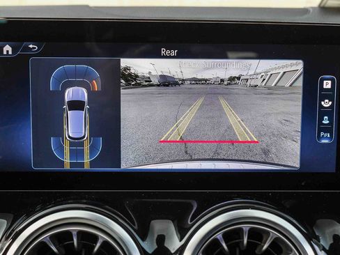 Certified 2025 Mercedes-Benz GLA 35 AMG 4MATIC image 28