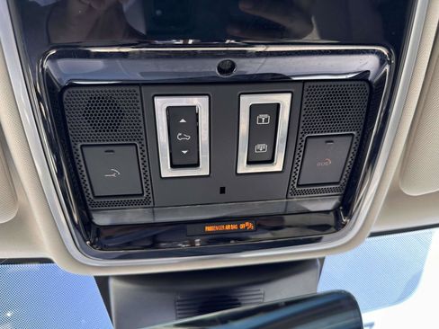 Used 2020 Land Rover Range Rover HSE AWD/4WD image 28