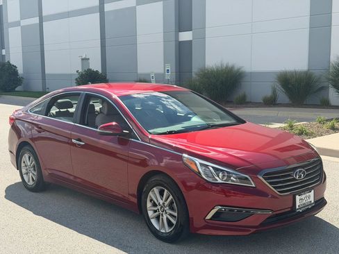 Used 2015 Hyundai Sonata ECO FWD image 3