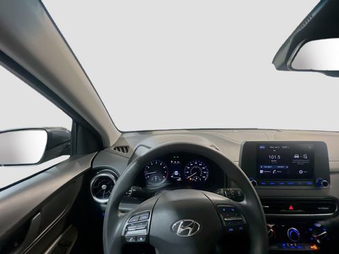 Used 2023 Hyundai Kona SEL FWD image 7