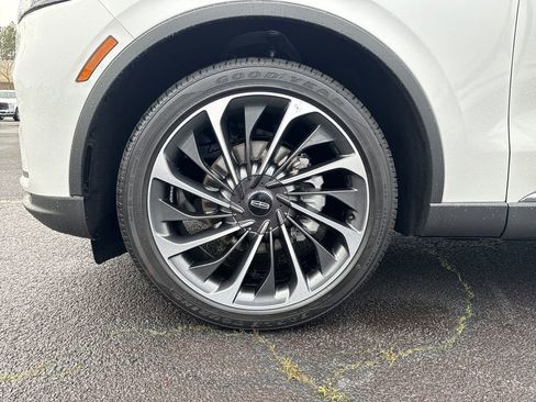 Used 2025 Lincoln Aviator Reserve w/ Luxury Package image 22