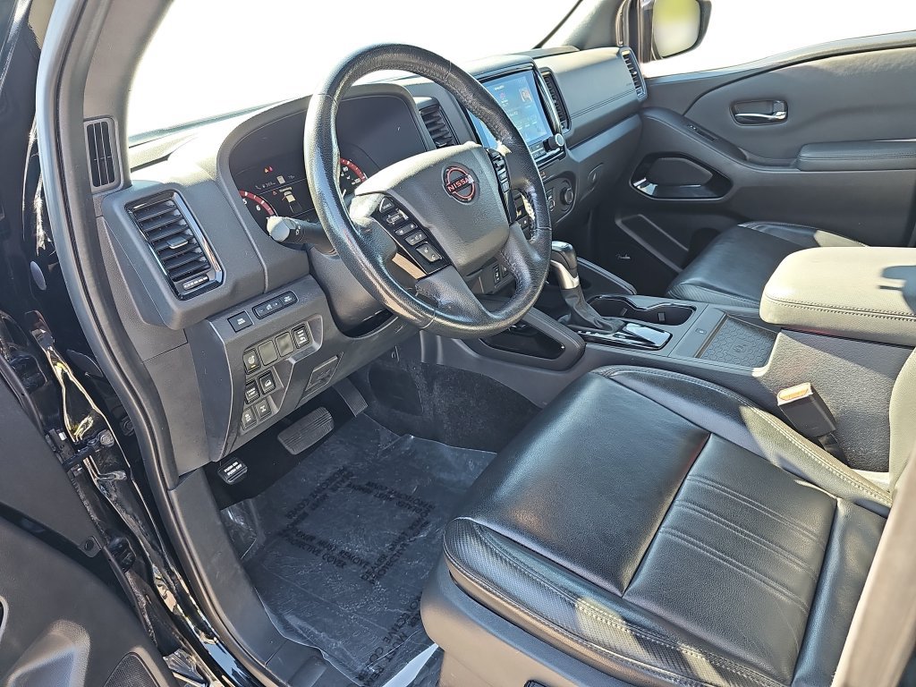 Used 2022 Nissan Frontier PRO-4X w/ Pro-4X Premium Package AWD/4WD image 16