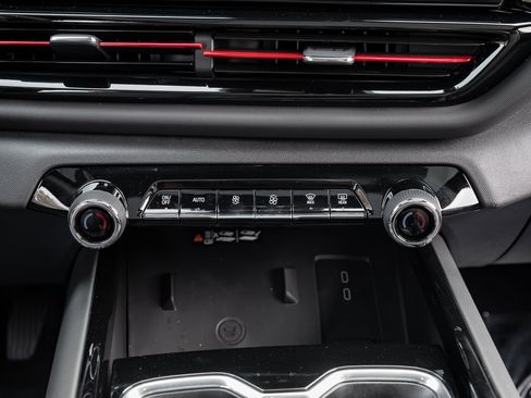 New 2024 Chevrolet Silverado EV RST image 31