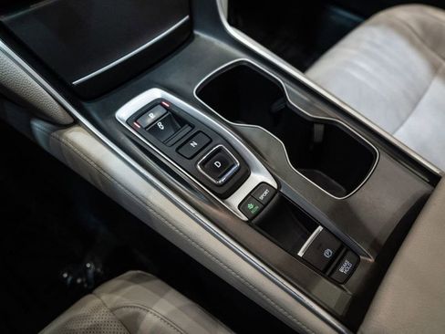 Used 2018 Honda Accord EX-L image 31