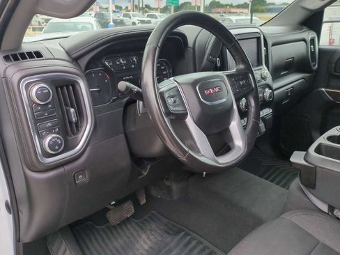 Used 2022 GMC Sierra 2500 SLE w/ Gooseneck/5TH Wheel Package AWD/4WD image 10