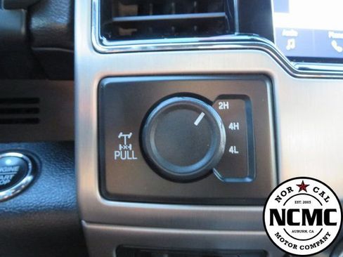 Used 2022 Ford F250 Platinum w/ Tremor Off-Road Package image 43