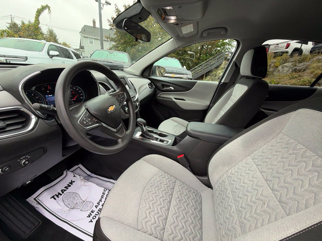 Used 2024 Chevrolet Equinox LS w/ LS Convenience Package FWD image 16