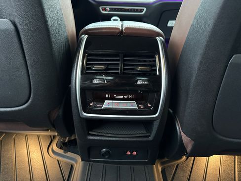 Used 2020 BMW X7 xDrive40i w/ Premium Package image 43