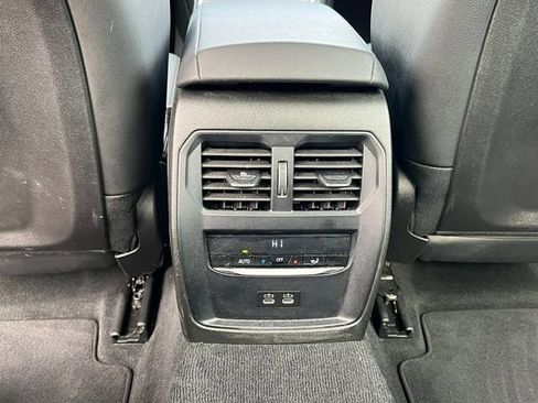 Used 2025 BMW 330i xDrive Sedan image 30