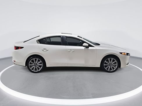 New 2026 MAZDA MAZDA3 2.5 S Sedan w/ Preferred Pkg FWD image 4
