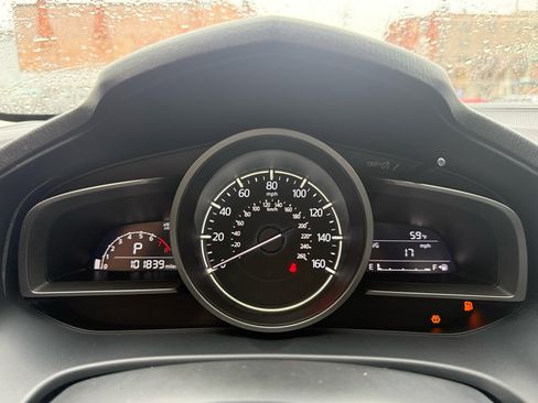 Used 2017 MAZDA MAZDA3 Touring image 13