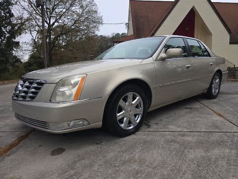 Used 2007 Cadillac DTS image 24