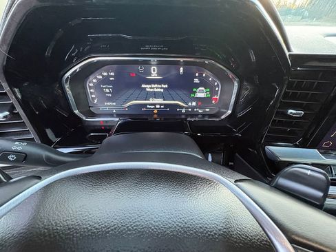 Used 2024 GMC Sierra 1500 Elevation w/ Elevation Premium Package image 18