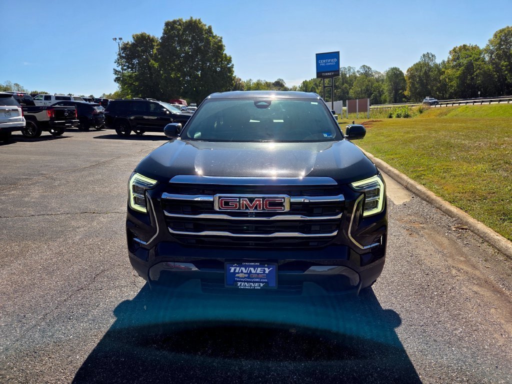Used 2025 GMC Terrain Elevation w/ Technology Package II AWD/4WD image 8