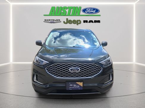 Certified 2024 Ford Edge SEL w/ Convenience Package AWD/4WD image 8