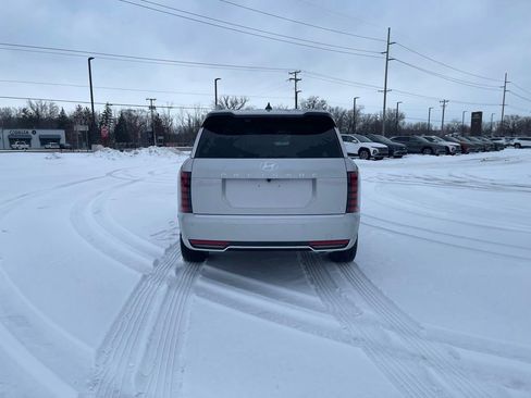 New 2026 Hyundai Palisade Calligraphy image 3