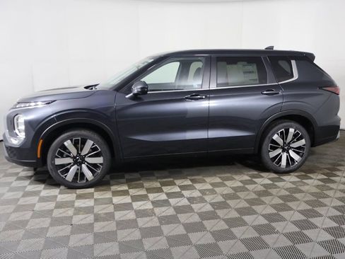 New 2026 Mitsubishi Outlander SE AWD/4WD image 18