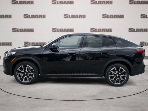 New 2026 BMW X2 xDrive28i w/ Technology Package AWD/4WD image 2