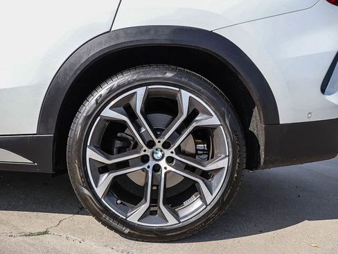 Used 2023 BMW X6 xDrive40i w/ Climate Comfort Package image 11