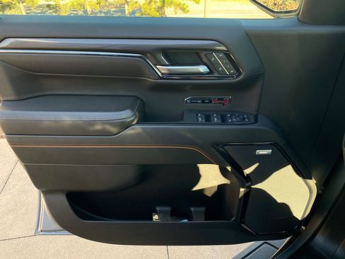 Used 2024 GMC Sierra 1500 AT4 w/ Technology Package image 25