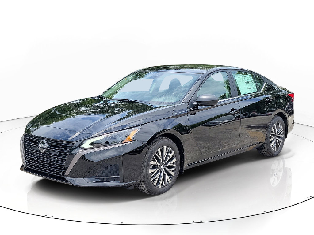 New 2026 Nissan Altima 2.5 SV FWD image 1