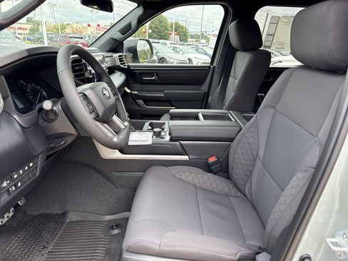 New 2026 Toyota Tundra SR5 image 10