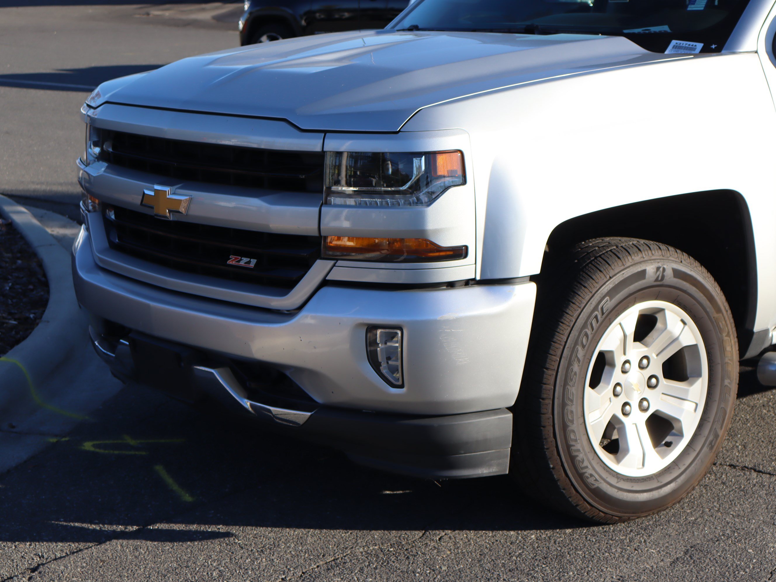 Used 2018 Chevrolet Silverado 1500 LT w/ All Star Edition AWD/4WD image 17