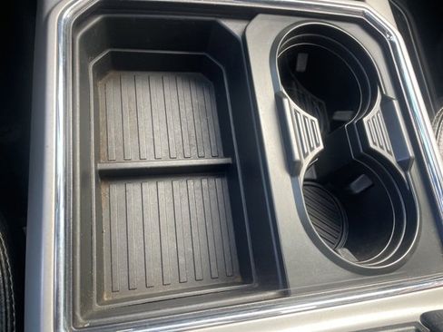 Used 2017 Ford F250 Lariat w/ Lariat Value Package image 48