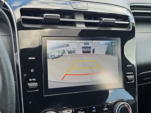 Used 2023 Hyundai Santa Cruz Night AWD/4WD image 18