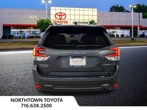 Used 2024 Subaru Forester Limited image 19
