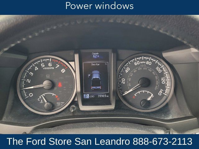 Used 2021 Toyota Tacoma TRD Off-Road w/ TRD Premium Off Road Package AWD/4WD image 27