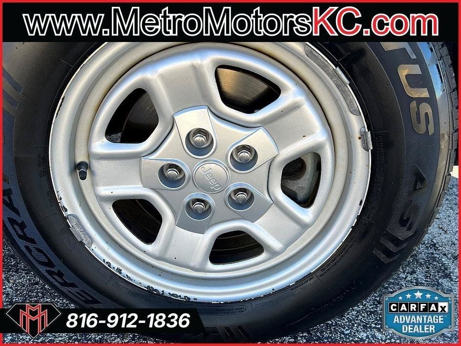 Used 2014 Jeep Patriot Sport w/ Power Value Group FWD image 18