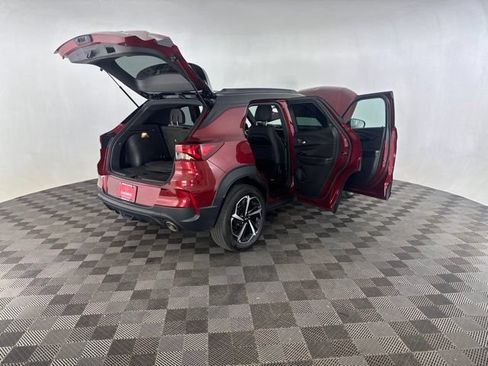 Used 2023 Chevrolet TrailBlazer RS w/ Convenience Package FWD image 14