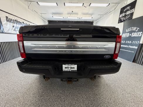 Used 2022 Ford F450 Platinum w/ FX4 Off-Road Package AWD/4WD image 4