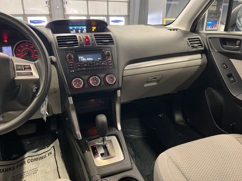 Used 2015 Subaru Forester 2.5i w/ Alloy Wheel Package image 19