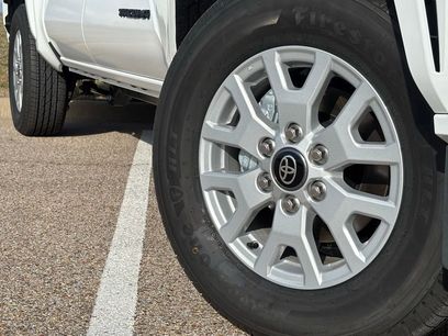 New 2026 Toyota Tacoma SR5