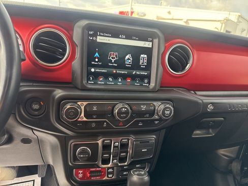 Used 2021 Jeep Wrangler Unlimited Rubicon w/ Uconnect 4C Nav & Sound Group image 6