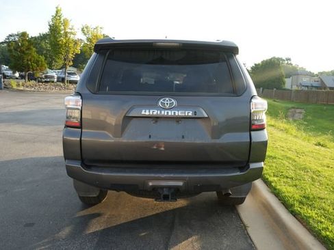 Used 2023 Toyota 4Runner SR5 Premium w/ Moonroof Package RWD image 6