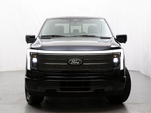 New 2025 Ford F150 Lightning Lariat image 5