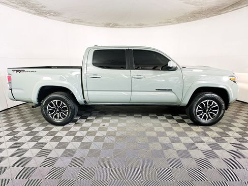 Used 2023 Toyota Tacoma TRD Sport RWD image 2